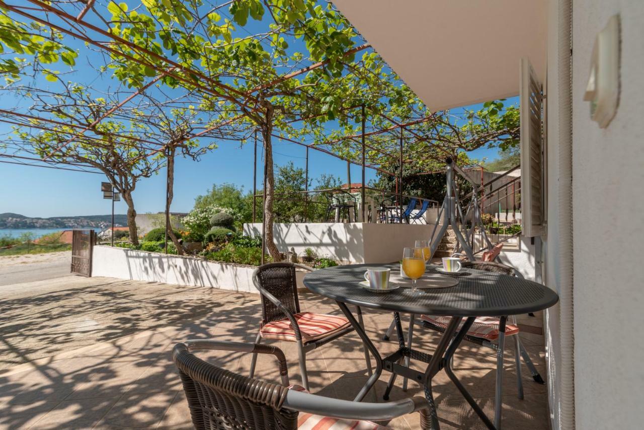Apartments Villa Bella Vista Seget Trogir Exterior photo